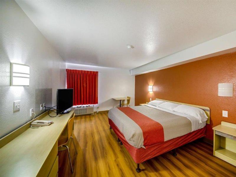 Motel 6-Greensboro, Nc - Airport Exterior photo