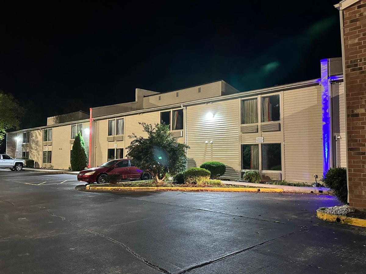 Motel 6-Greensboro, Nc - Airport Exterior photo