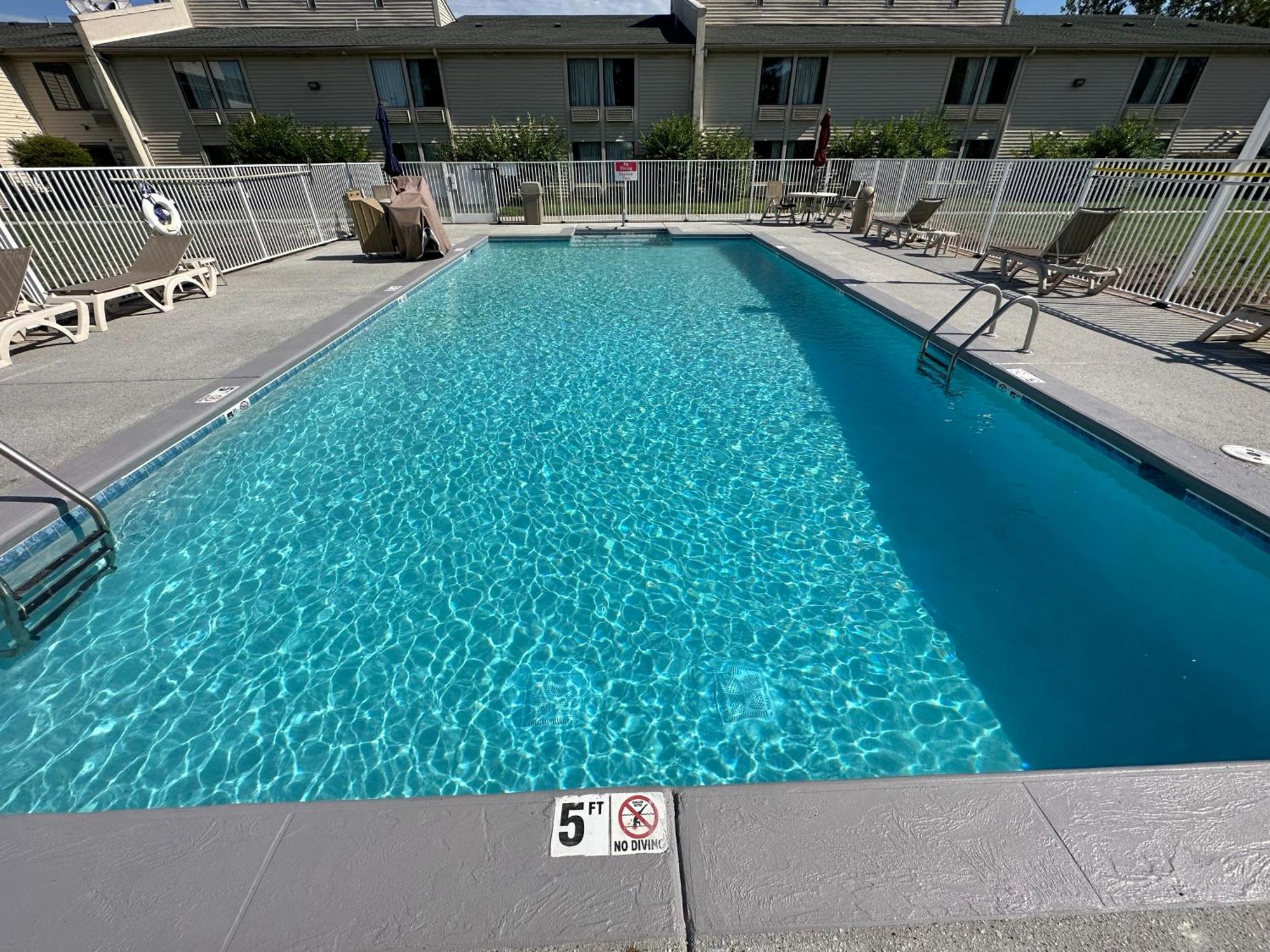 Motel 6-Greensboro, Nc - Airport Exterior photo