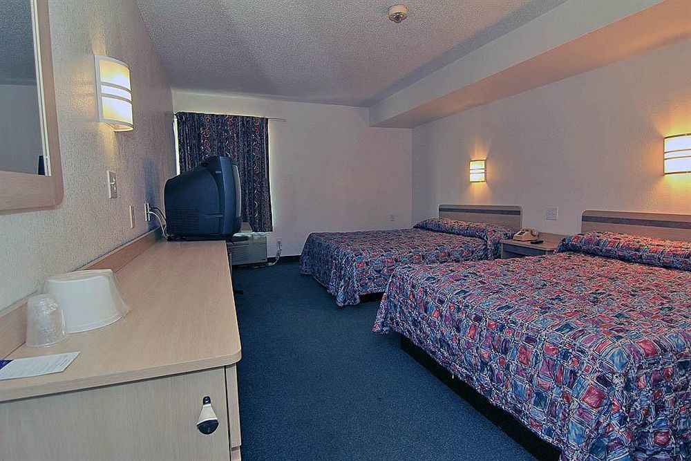 Motel 6-Greensboro, Nc - Airport Exterior photo